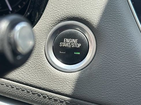 Used 2019 Cadillac XT5 Luxury AWD/4WD image 21