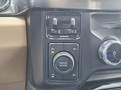 New 2026 Ford F250 Lariat w/ Lariat Ultimate Package AWD/4WD image 15