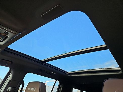 New 2026 Chevrolet Suburban High Country w/ Sun And Tow Package image 17