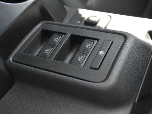 New 2025 Ford Bronco Badlands image 35