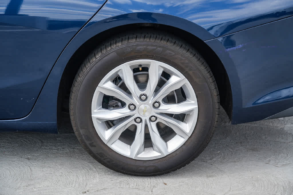 Used 2020 Chevrolet Malibu LT FWD image 10