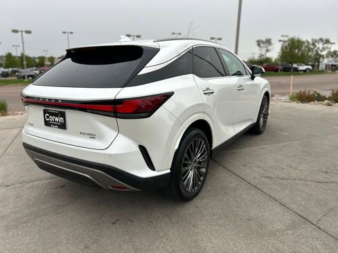 Used 2024 Lexus RX 350 AWD w/ Convenience Package image 9