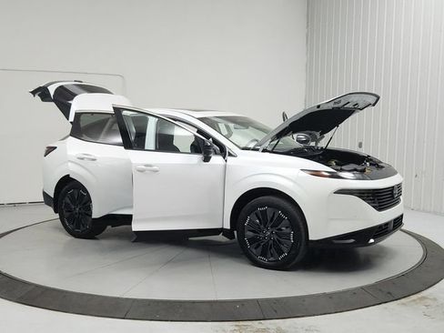 Used 2025 Nissan Murano Platinum w/ Cargo Package AWD/4WD image 9