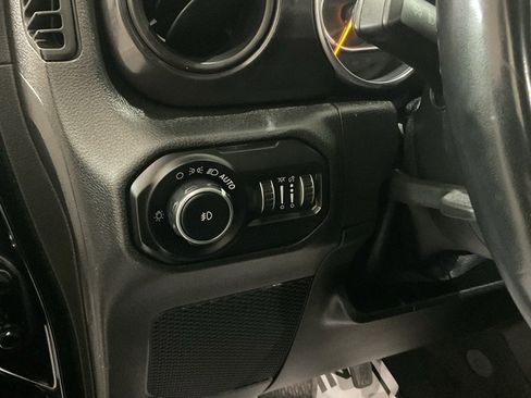 Used 2021 Jeep Wrangler Unlimited Sport image 8