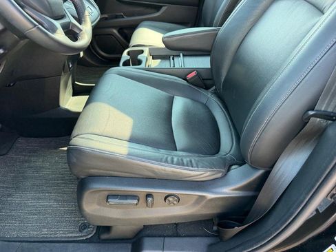 Used 2024 Honda Odyssey EX-L image 23