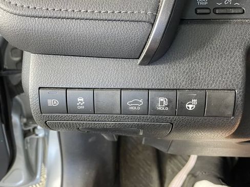 Used 2022 Toyota Camry LE w/ Cold Weather Package AWD/4WD image 10