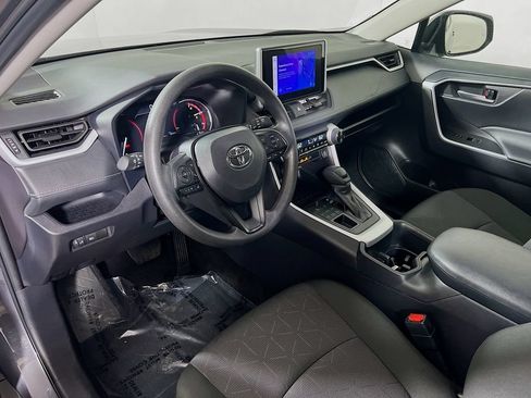 Certified 2025 Toyota RAV4 XLE AWD/4WD image 9