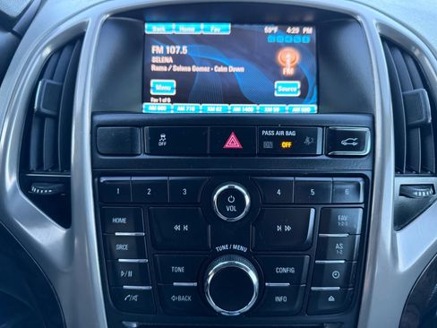 Used 2017 Buick Verano Sport Touring image 22