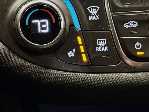 Used 2024 Chevrolet Malibu LT FWD image 21