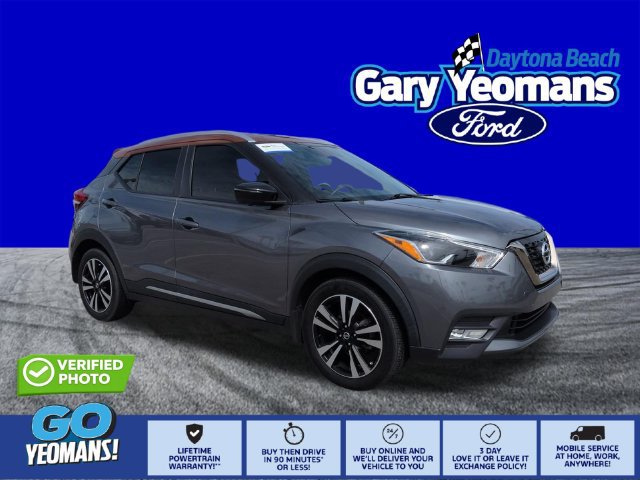Used 2019 Nissan Kicks SR w/ Exterior Electronics Package FWD image 1