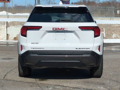 Used 2026 GMC Terrain Elevation image 4