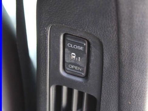 Used 2019 Honda Odyssey EX-L image 23