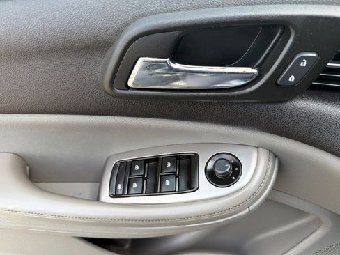 Used 2016 Chevrolet Malibu LS FWD image 13