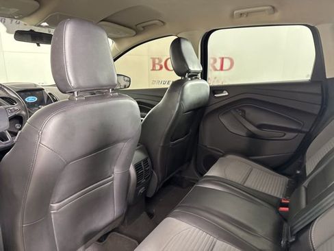 Used 2019 Ford Escape SE image 14