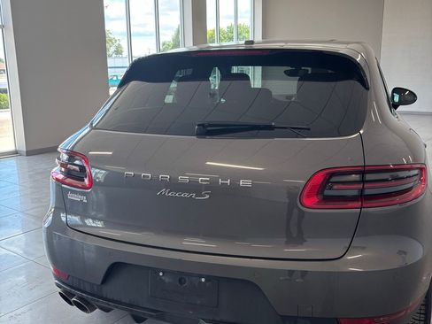 Used 2016 Porsche Macan S image 17