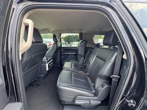 Used 2024 Ford Expedition Max XLT AWD/4WD image 12