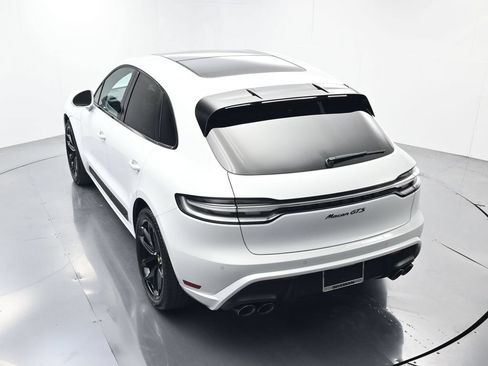 Certified 2026 Porsche Macan GTS AWD/4WD image 40