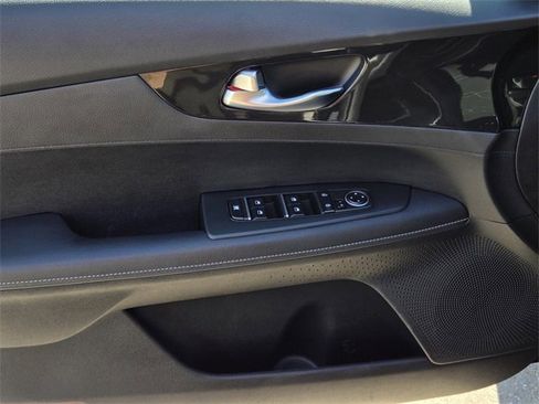 Certified 2023 Kia Forte GT-Line image 14