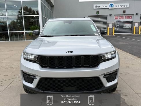 New 2025 Jeep Grand Cherokee Limited w/ Black Appearance Package image 5
