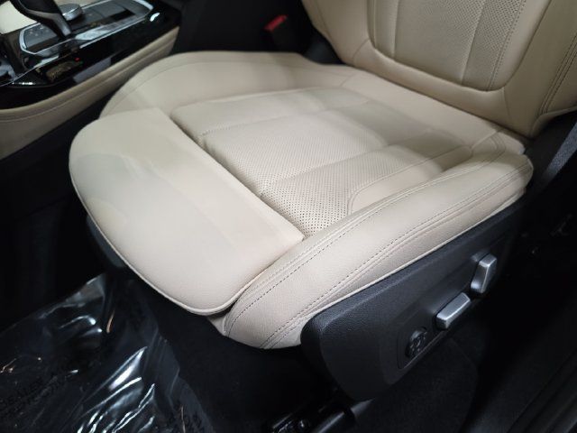 Certified 2024 BMW X4 M40i AWD/4WD image 25