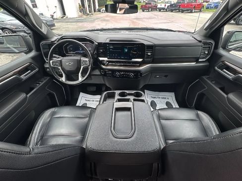 Used 2022 Chevrolet Silverado 1500 RST AWD/4WD image 23