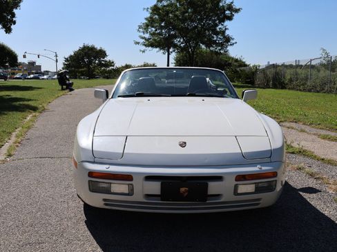 Used 1990 Porsche 944 Cabriolet RWD image 5