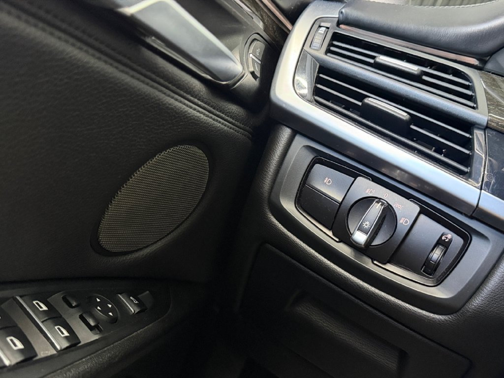 Used 2015 BMW X5 xDrive50i AWD/4WD image 20