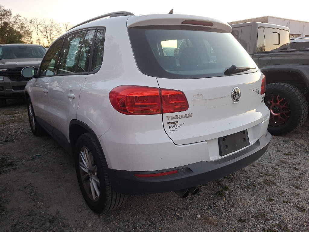 Used 2017 Volkswagen Tiguan Limited w/ Premium Package AWD/4WD image 6