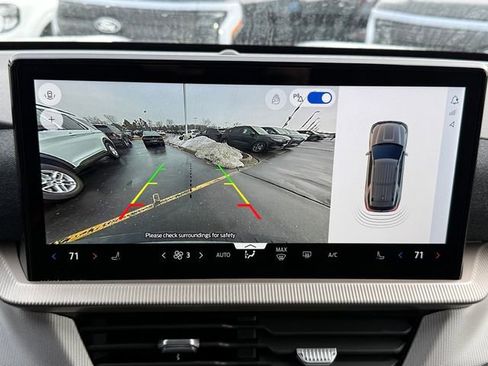 New 2026 Ford Explorer Active image 19