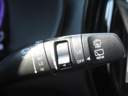 Certified 2025 Kia Soul EX FWD image 31