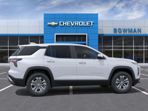New 2026 Chevrolet Equinox LT w/ Convenience Package II FWD image 6