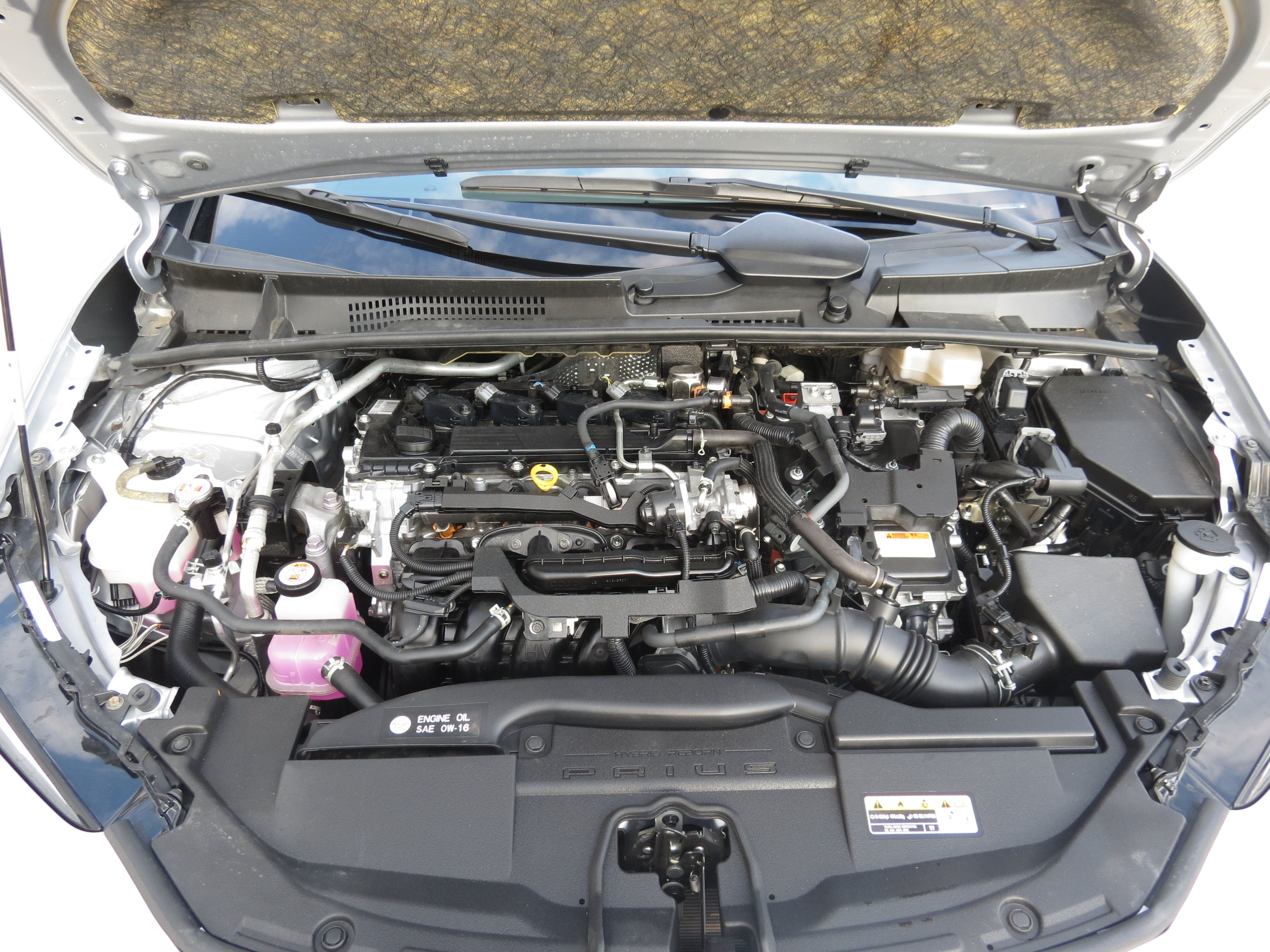 Used 2023 Toyota Prius LE FWD image 10