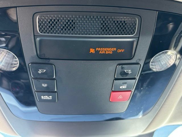 Used 2024 Kia Carnival EX FWD image 42