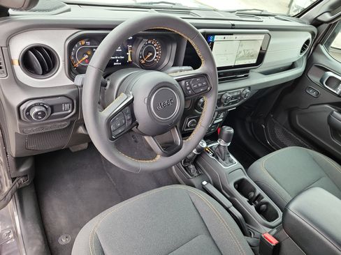 Used 2024 Jeep Gladiator Sport image 18