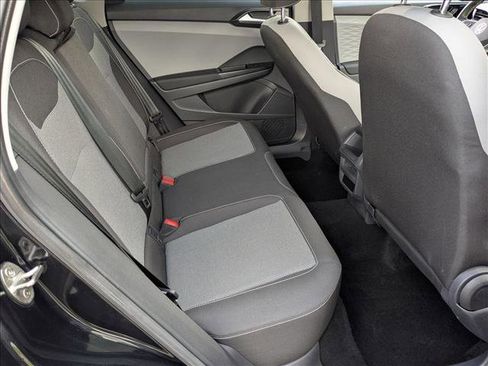Used 2023 Volkswagen Taos S FWD image 19