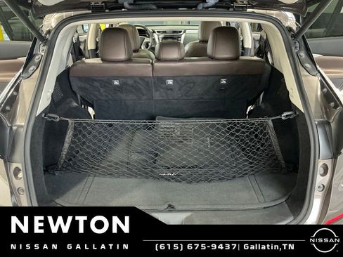Used 2017 Nissan Murano Platinum w/ Platinum Technology Package FWD image 18
