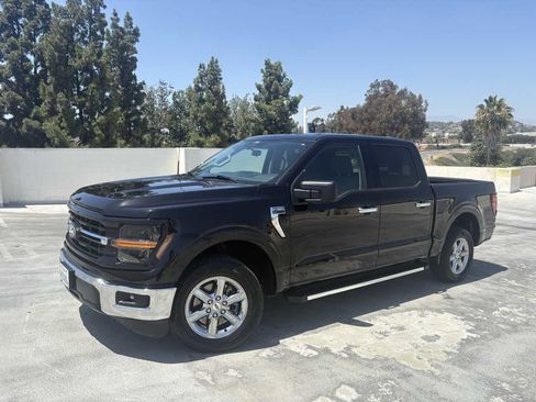 Used 2025 Ford F150 XLT w/ Equipment Group 301A Standard RWD image 9