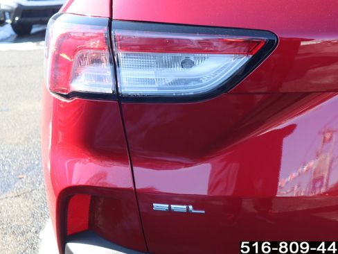 Used 2020 Ford Escape SEL image 30