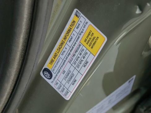 Used 2022 Rivian R1T Launch Edition image 78