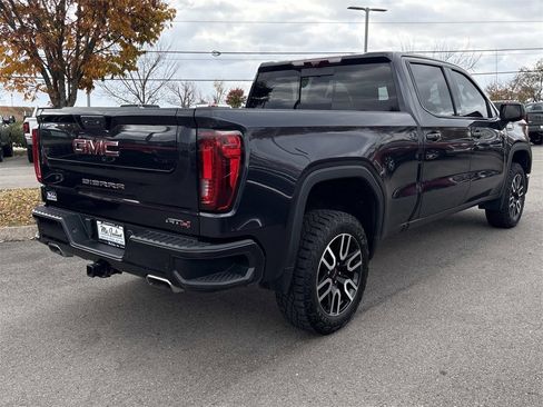 Used 2022 GMC Sierra 1500 AT4 w/ Technology Package image 9