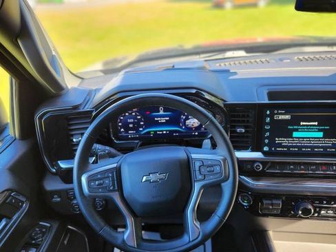 Used 2024 Chevrolet Silverado 1500 RST w/ Convenience Package II AWD/4WD image 12