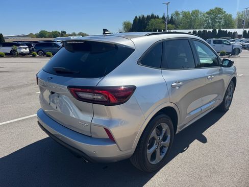 Certified 2023 Ford Escape ST-Line w/ Tech Pack #1 AWD/4WD image 10