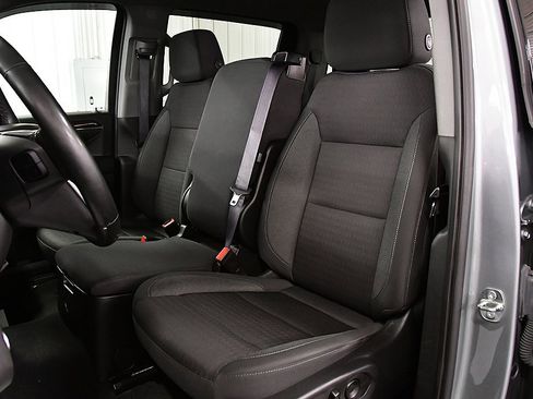 Used 2023 GMC Sierra 1500 Elevation image 29