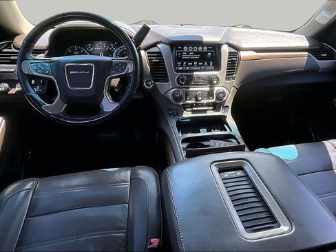 Used 2018 GMC Yukon Denali w/ Open Road Package AWD/4WD image 15