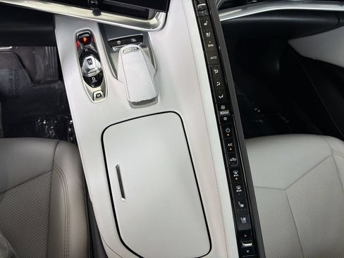 Certified 2023 Chevrolet Corvette Stingray Preferred Conv w/ Z51 Performance Package RWD image 33
