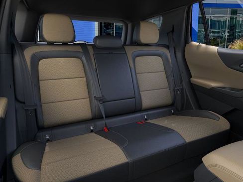New 2026 Chevrolet Equinox ACTIV w/ Convenience Package III image 41