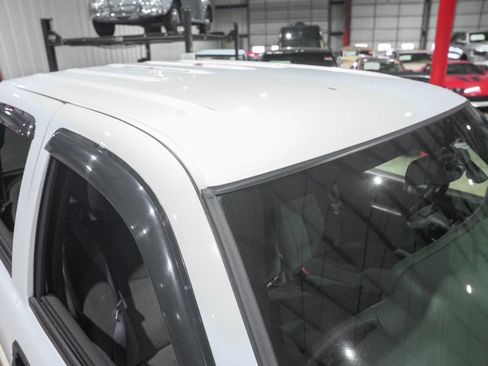 Used 2006 Chevrolet Silverado 1500 LT w/ Light Duty Power Package image 19