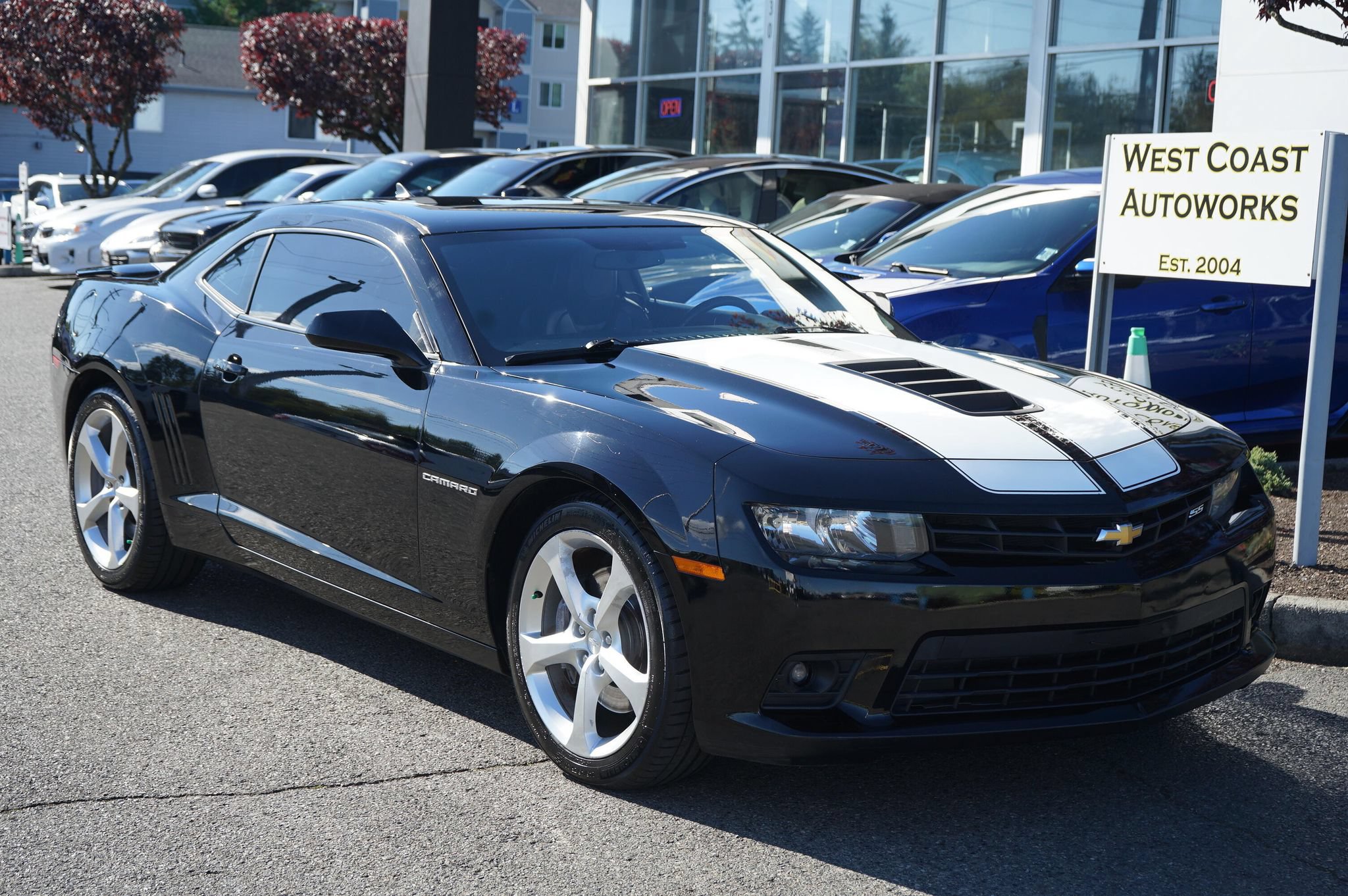 Used 2014 Chevrolet Camaro SS RWD image 7