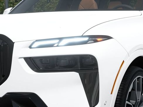 New 2027 BMW X7 xDrive40i AWD/4WD image 6