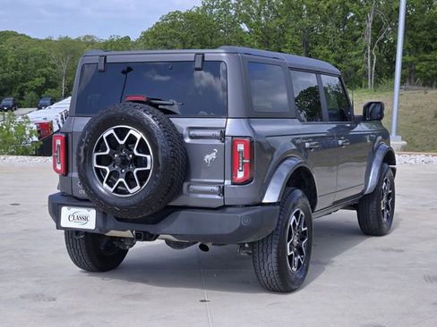 Used 2023 Ford Bronco Outer Banks image 8